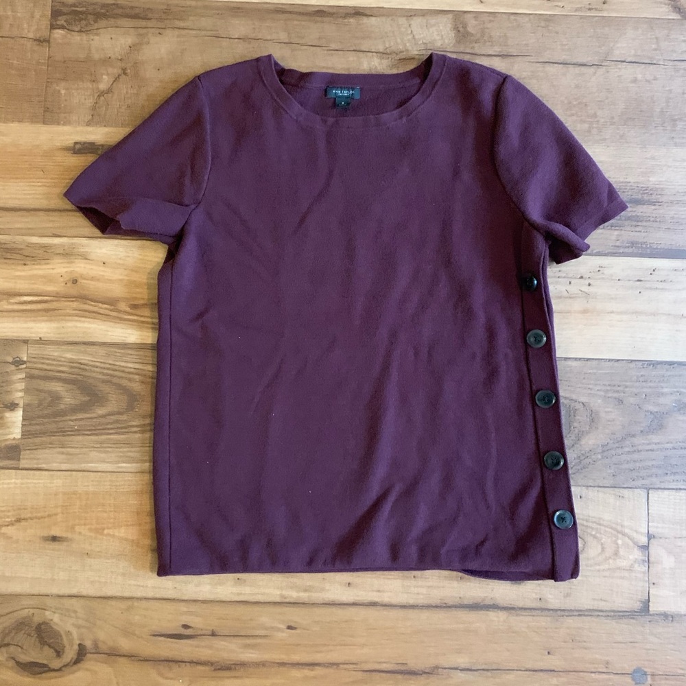 Ann Taylor Maroon Sweater Blouse w Button Size M